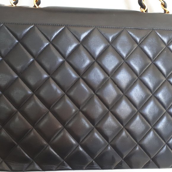 **SOLD** Authentic CHANEL Jumbo Shoulder Bag - Picture 6 of 9